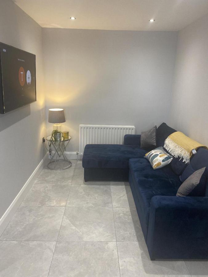 Modern 3-Bed Apartment In Magherafelt Sleeps 8 Экстерьер фото
