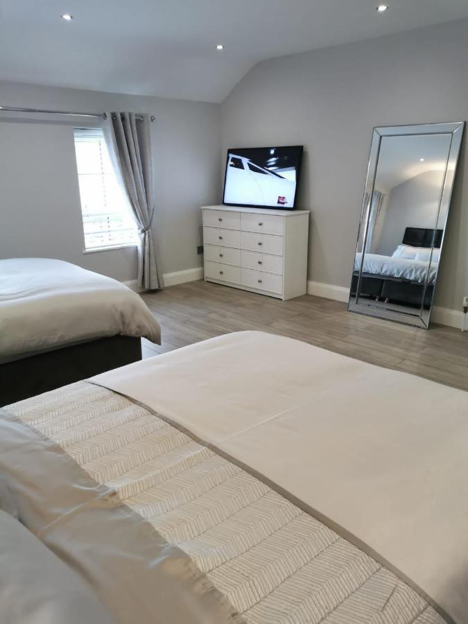 Modern 3-Bed Apartment In Magherafelt Sleeps 8 Экстерьер фото