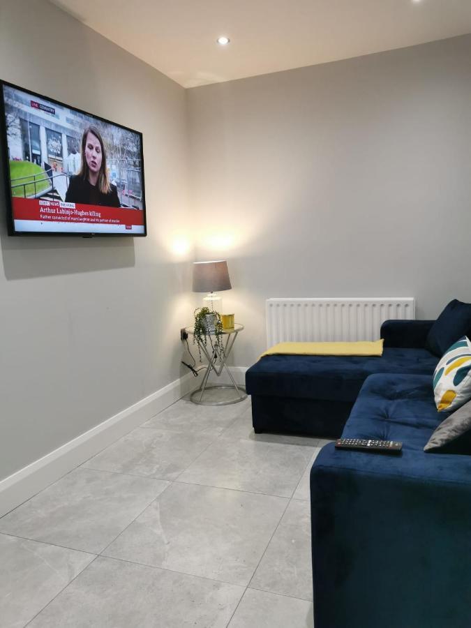 Modern 3-Bed Apartment In Magherafelt Sleeps 8 Экстерьер фото
