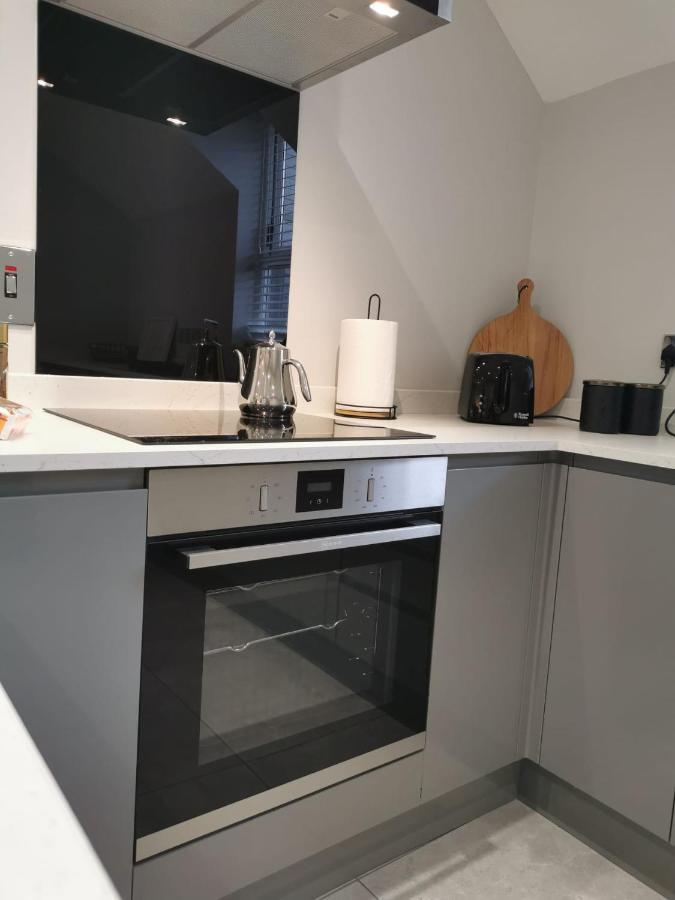 Modern 3-Bed Apartment In Magherafelt Sleeps 8 Экстерьер фото