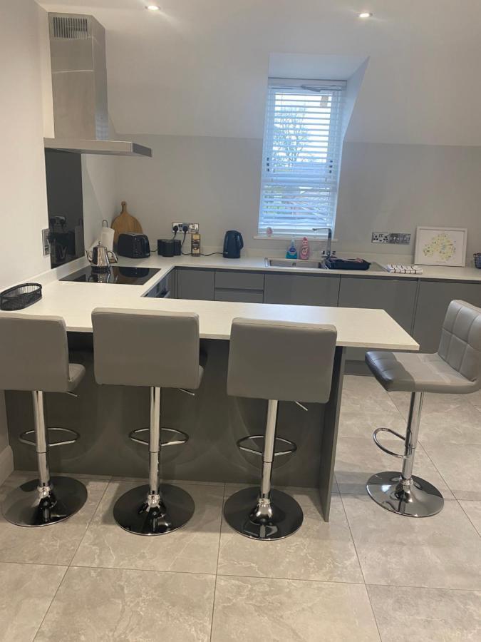 Modern 3-Bed Apartment In Magherafelt Sleeps 8 Экстерьер фото